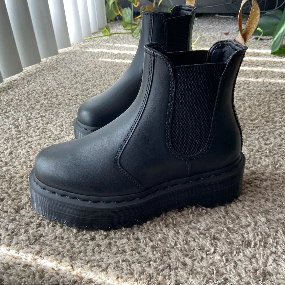 V 2976 Quad Dr. Martens size 6 - Picture 6 of 6